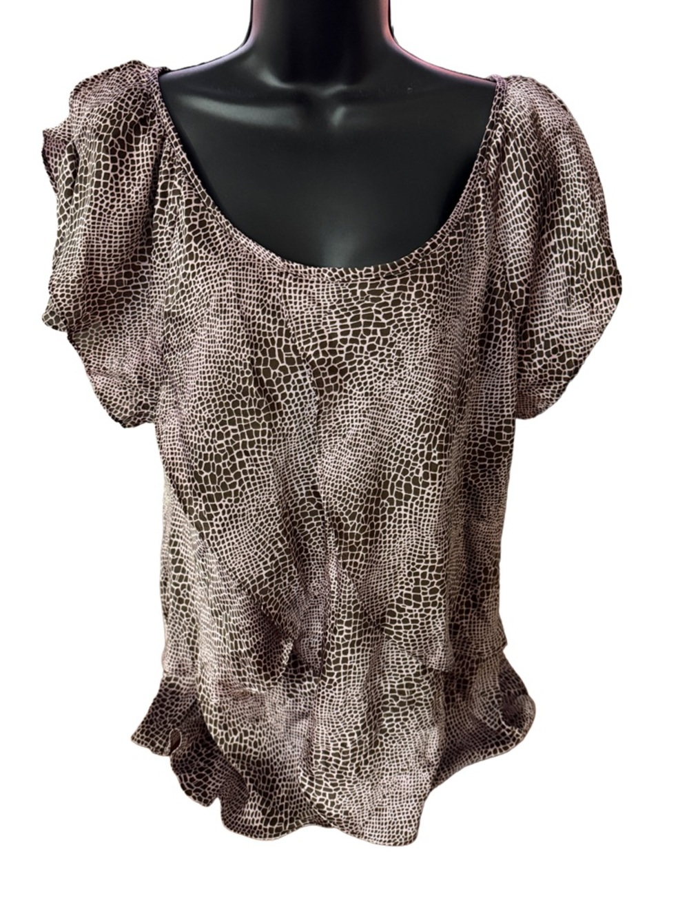 Violet & Claire light purple and brown Short Sleeve Scoop Neck Blouse